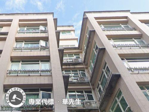 新北泰山華廈法拍-4