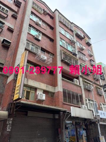 東區法拍華廈-1