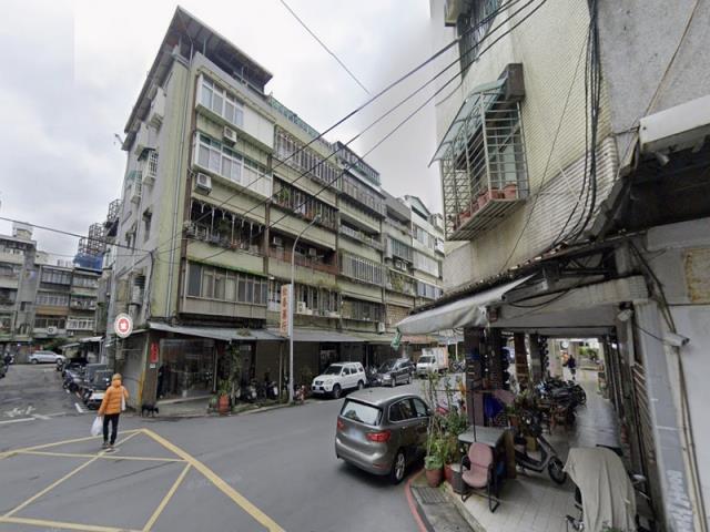 台北信義區公寓法拍-14