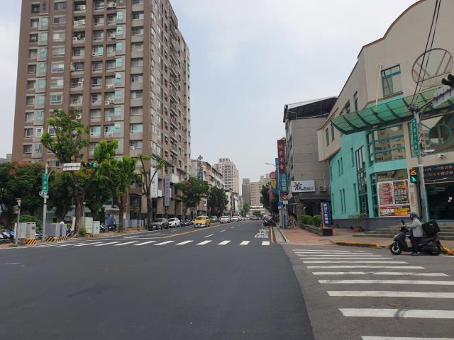 台中西屯透天-7