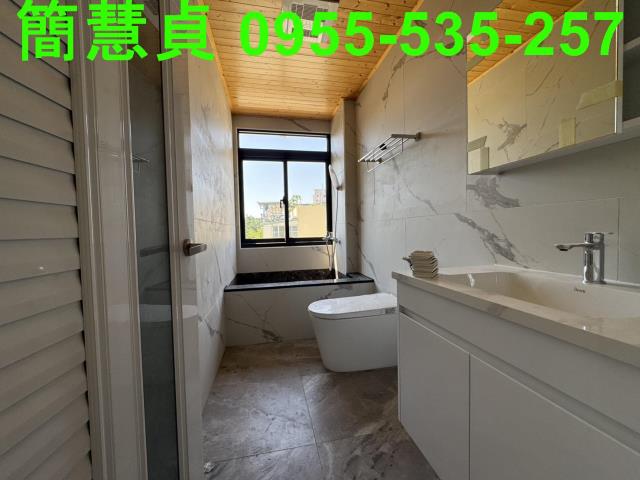 南投草屯透天-11