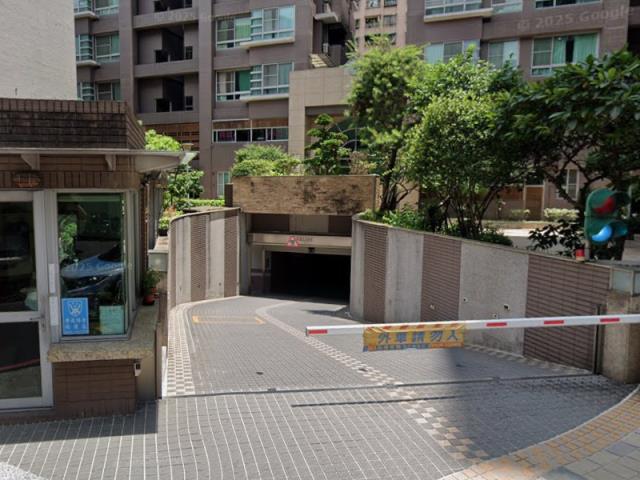 新北大樓法拍-4