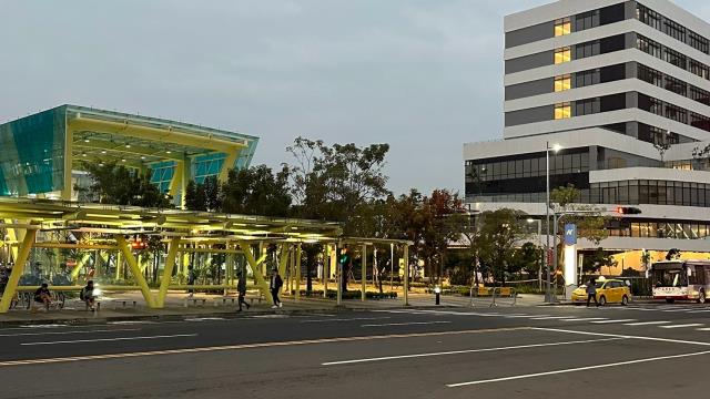 高雄岡山法拍透天-3