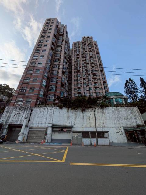 新北大樓法拍-1