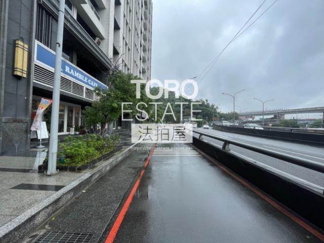 新店拍賣店面-8