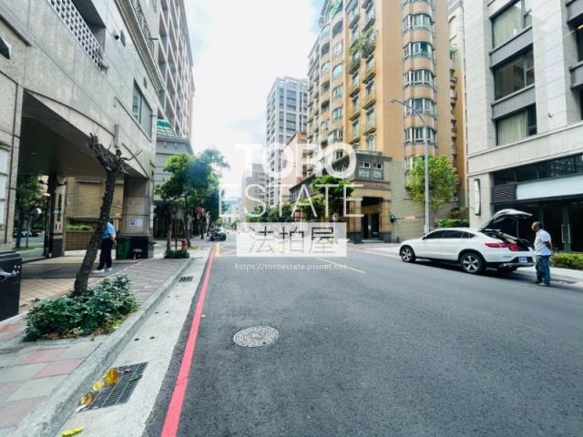 新北大樓法拍-7