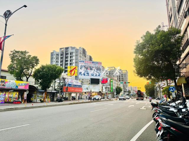 台中店面-3