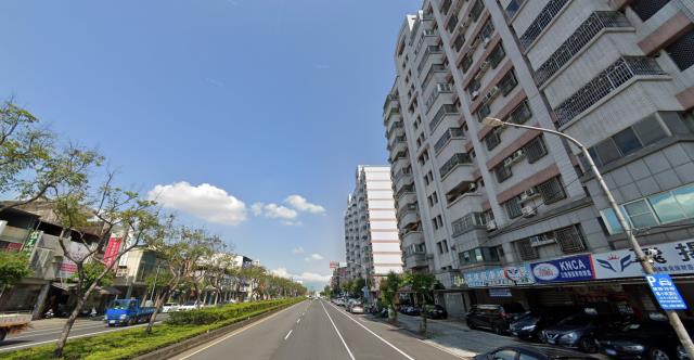 高雄鳳山大樓法拍-5