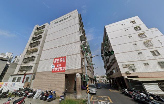 鳳山華廈法拍-6
