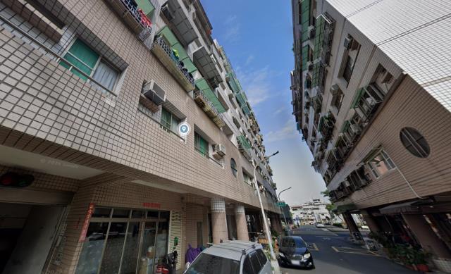 鳳山華廈法拍-8