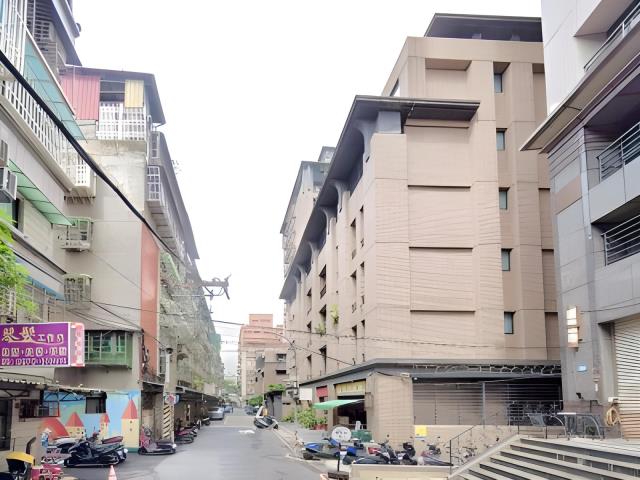 新北新莊大樓法拍-2