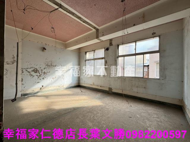 中西區透天-6