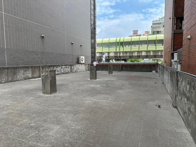 台中西屯透天-4