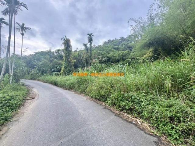 南投山坡地-1