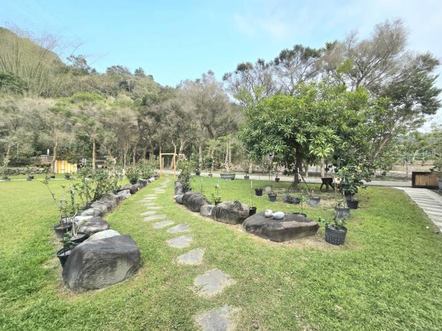 南投中寮山坡地-11