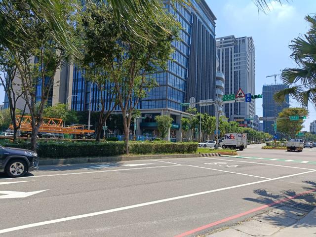 中壢青埔高鐵店面建地